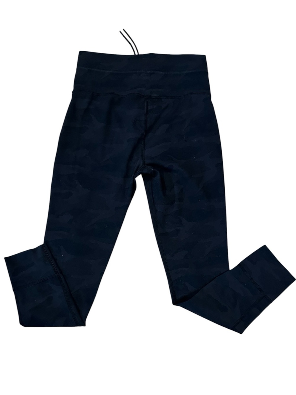 Vuori Women's Daily Leggings in Black Camo, - Picture 3 of 6